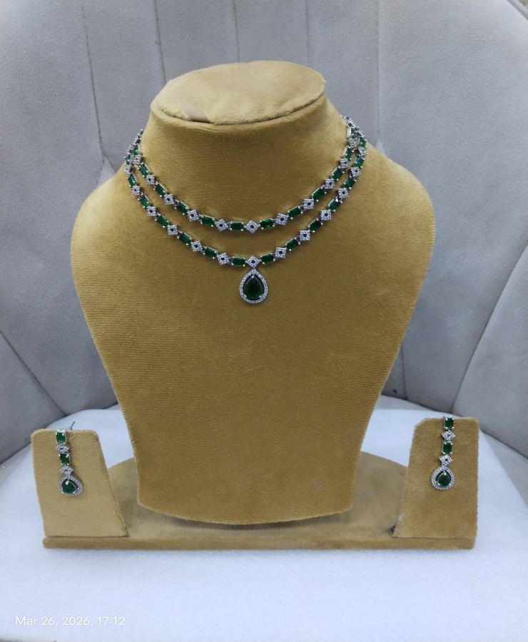 2 line small green set