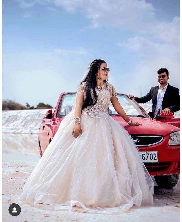 White net short work ball gown